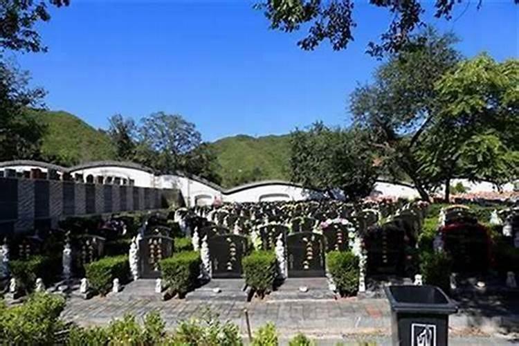 风水学探秘：平原坟地的来水和去水如何解读？