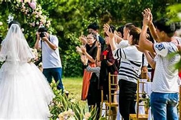 梦之解析：梦见父母结婚的征兆？
