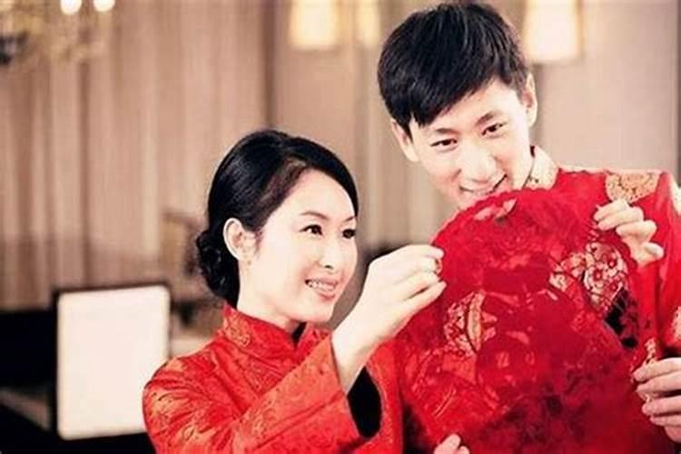 丈夫克妻子怎么化解？