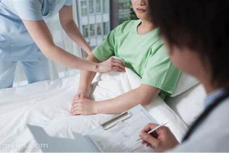 梦见家人生病有人看望什么意思？