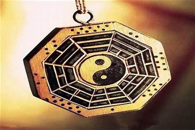 八字男命合太多好吗？