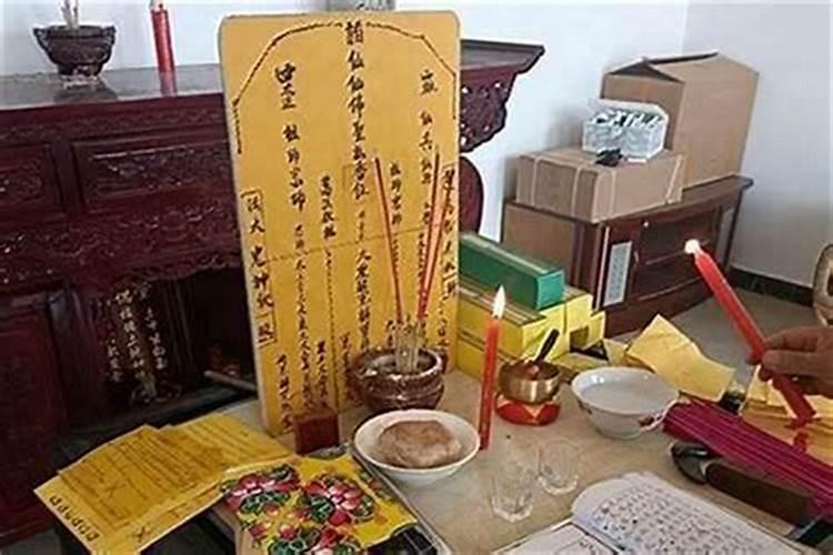 妈妈的坟对女儿的影响：风水学视角下的家族传承与运势调整