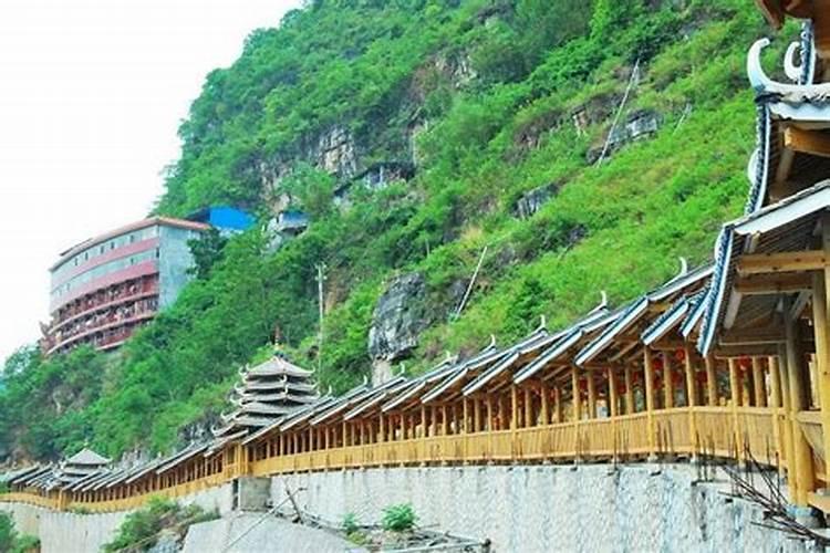 广西省南宁市马山县有个灵阳寺是否真？