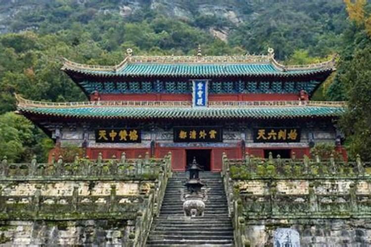 中国的道观,寺庙的收入来源有哪些？